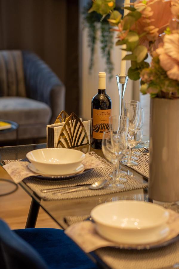 Tessan'S Suite Mokotow By Renters Prestige Warsawa Bagian luar foto